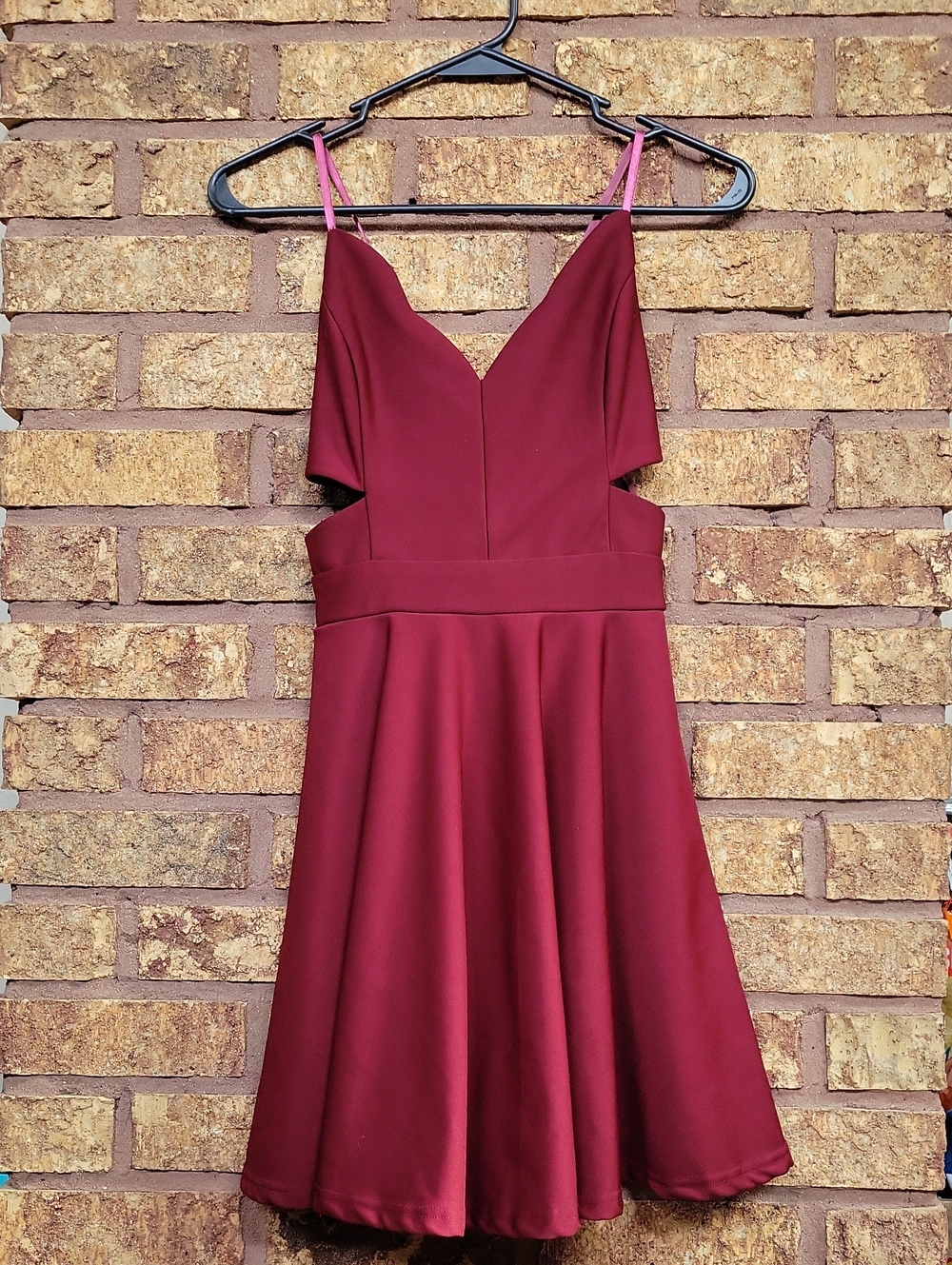 Trac Fit & Flare Mini Dress Spaghetti Straps Size Medium Burgandy Festival Party